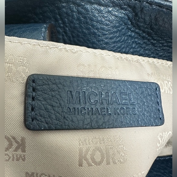 Michael Kors blue leather shoulder satchel - Picture 10 of 10